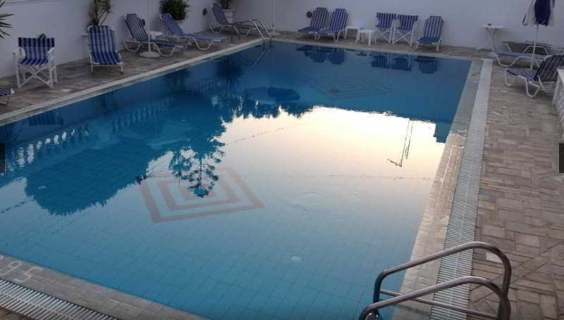 Armonia Hotel คามารี ภายนอก รูปภาพ