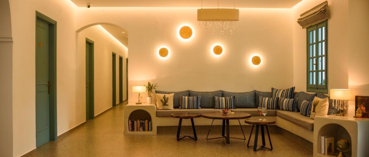 Armonia Hotel คามารี ภายนอก รูปภาพ
