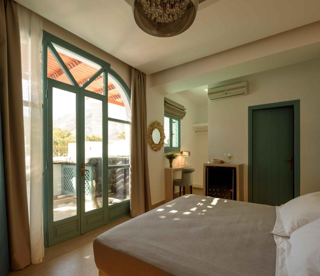 Armonia Hotel คามารี ภายนอก รูปภาพ