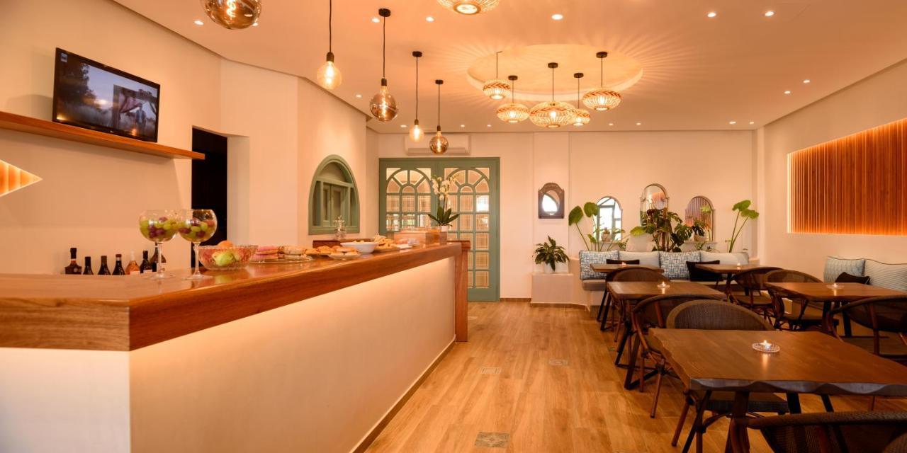 Armonia Hotel คามารี ภายนอก รูปภาพ