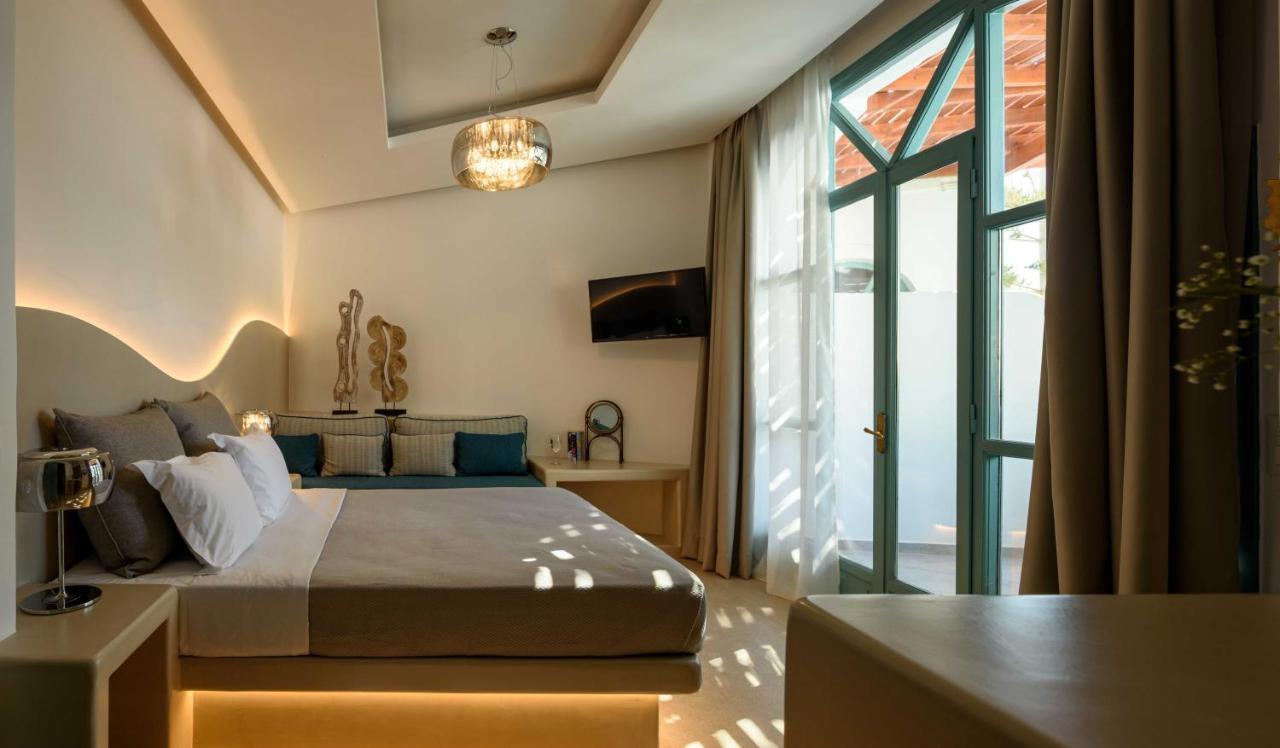 Armonia Hotel คามารี ภายนอก รูปภาพ